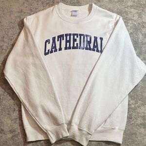 Port and Company White Sweatshirt with Blue Cathedral Design size Medium {394}